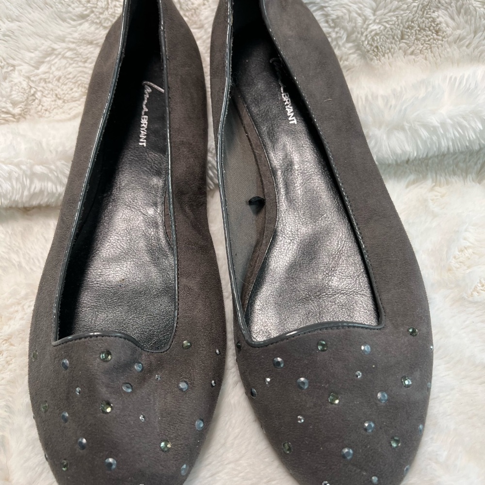 Ladies Lane Bryant brand grey suede flats with rhinestones.